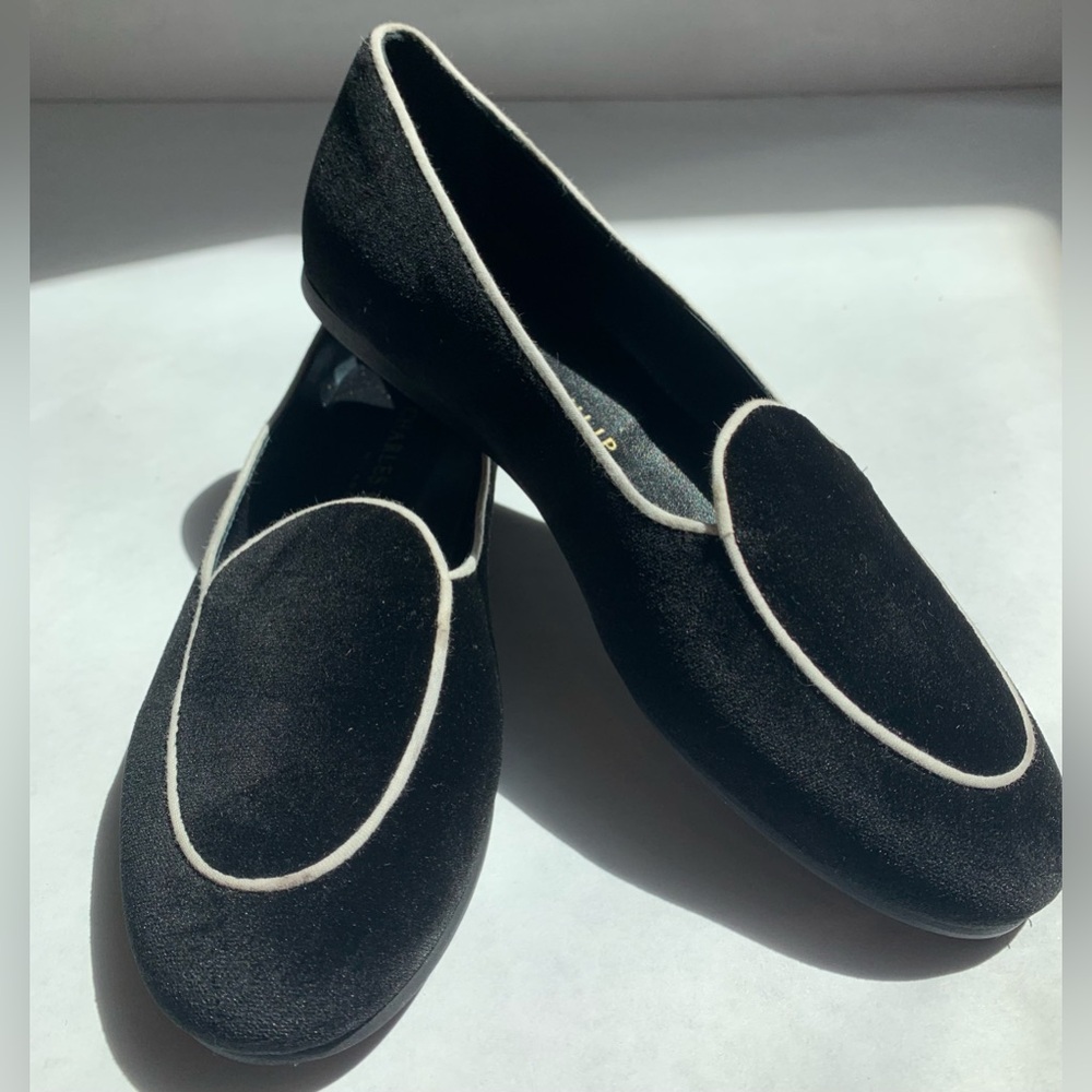 NEW Charles Philip Milano Velvet Black Moccasins Flats White Trim size 35